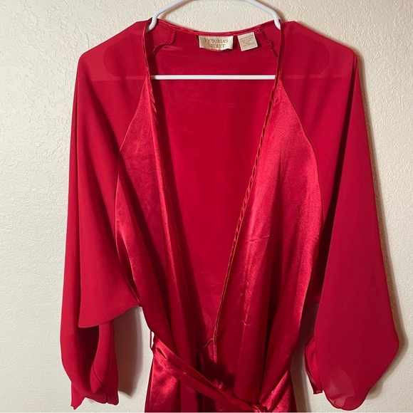 Victorias Secret Vintage Gold Label Red Tie Waist Sheer Sleeve Robe size… - Picture 2 of 9